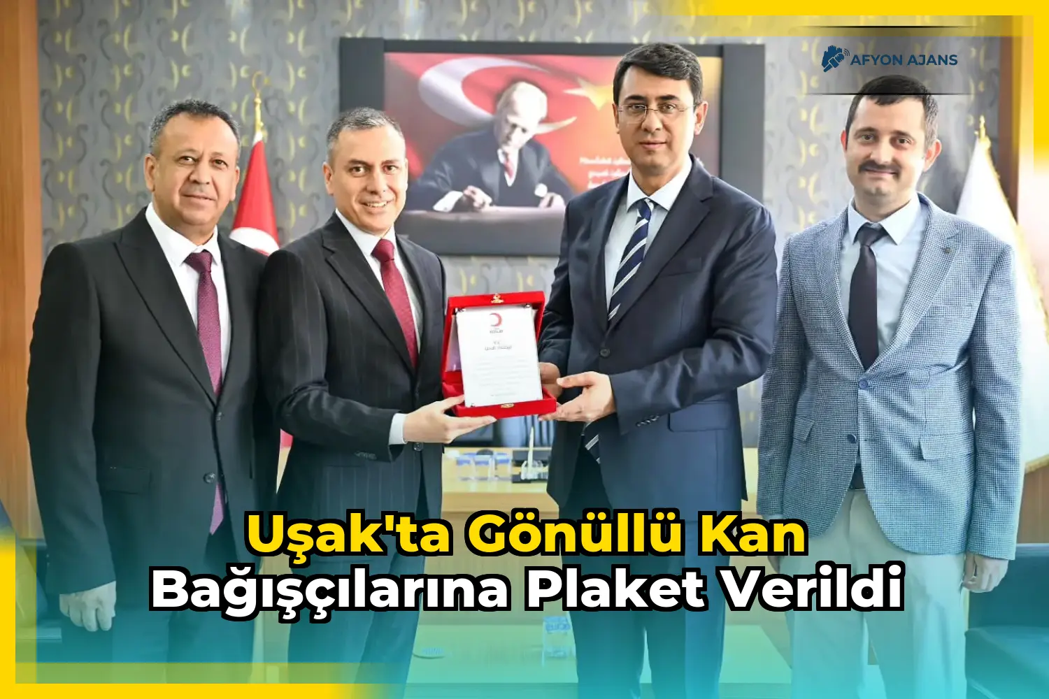 Uşak'ta gönüllü kan bağışçılarına plaket verildi