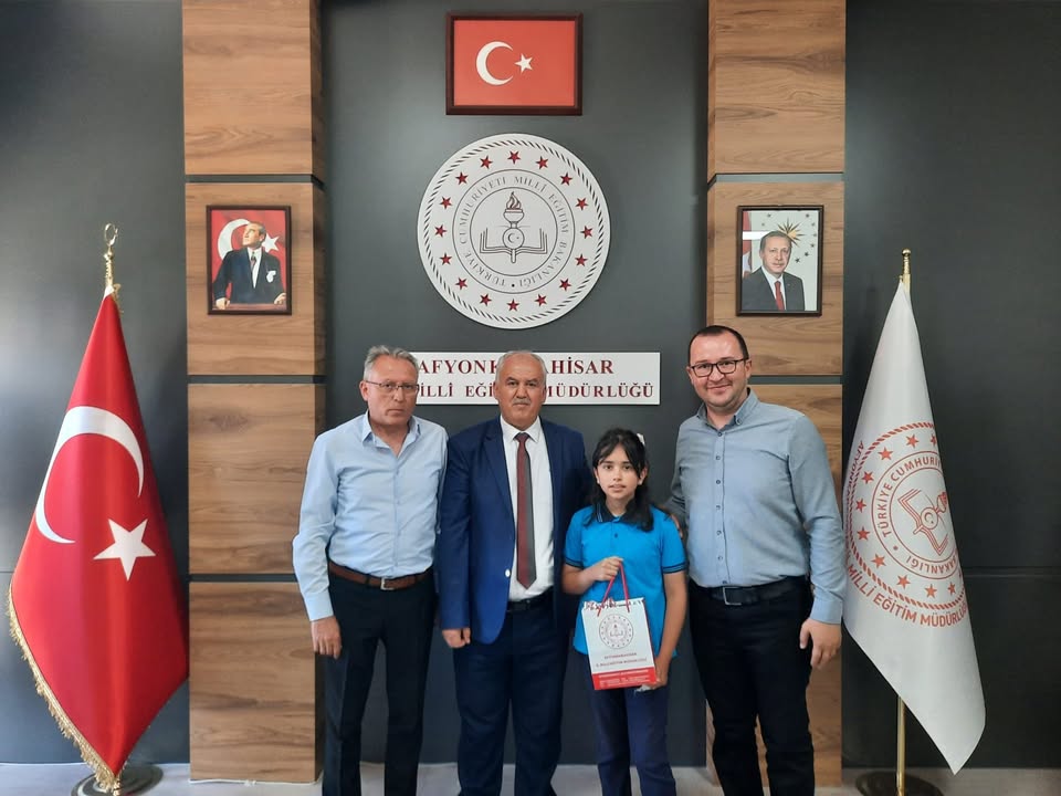 İdil Mola, İl Birinciliği Ödülünü Kazandı