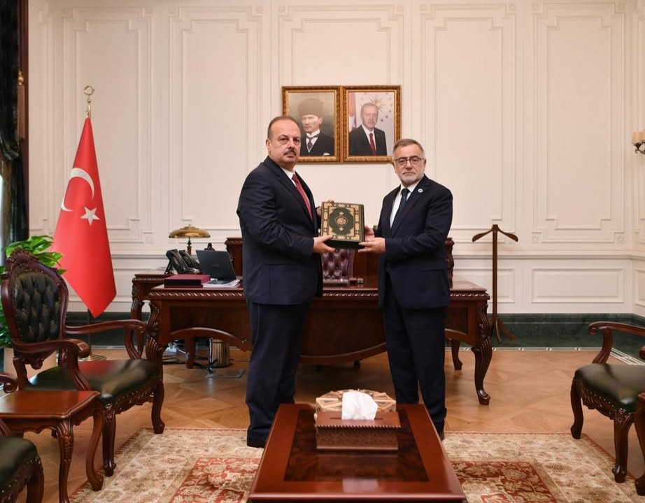 Vali Canbolat, Diyanet Vakfı Genel Müdürü'nü kabul etti