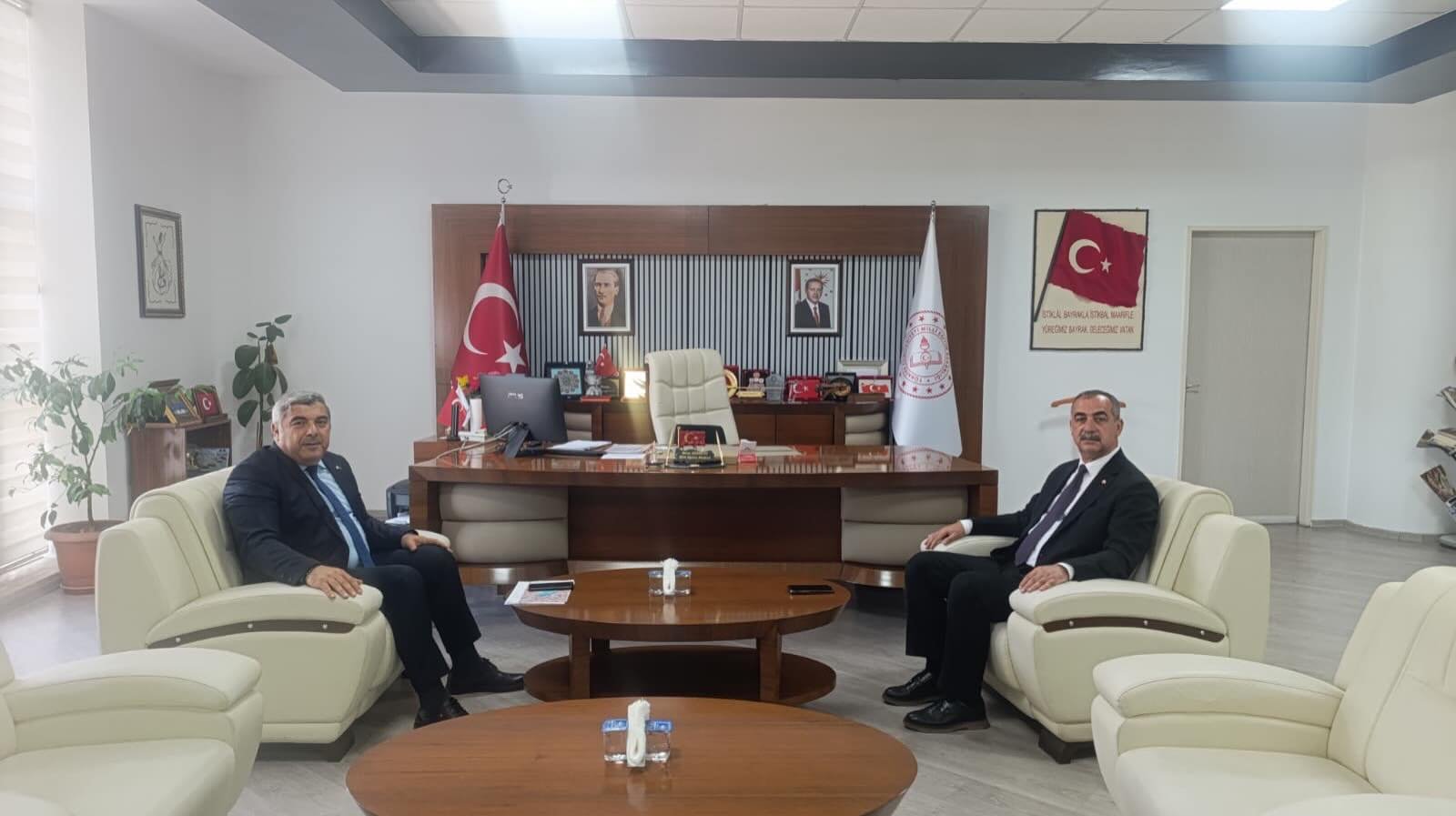 Meclis Başkanı Çelikten, Eğitim Müdürü'nü Ziyaret Etti