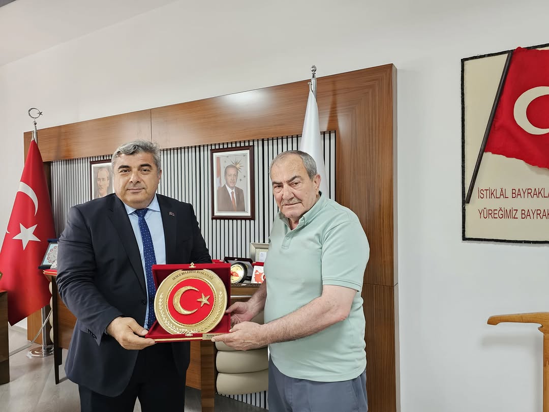 Susuz Belediye Başkanı, İl Milli Eğitim Müdürü'nü ziyaret etti