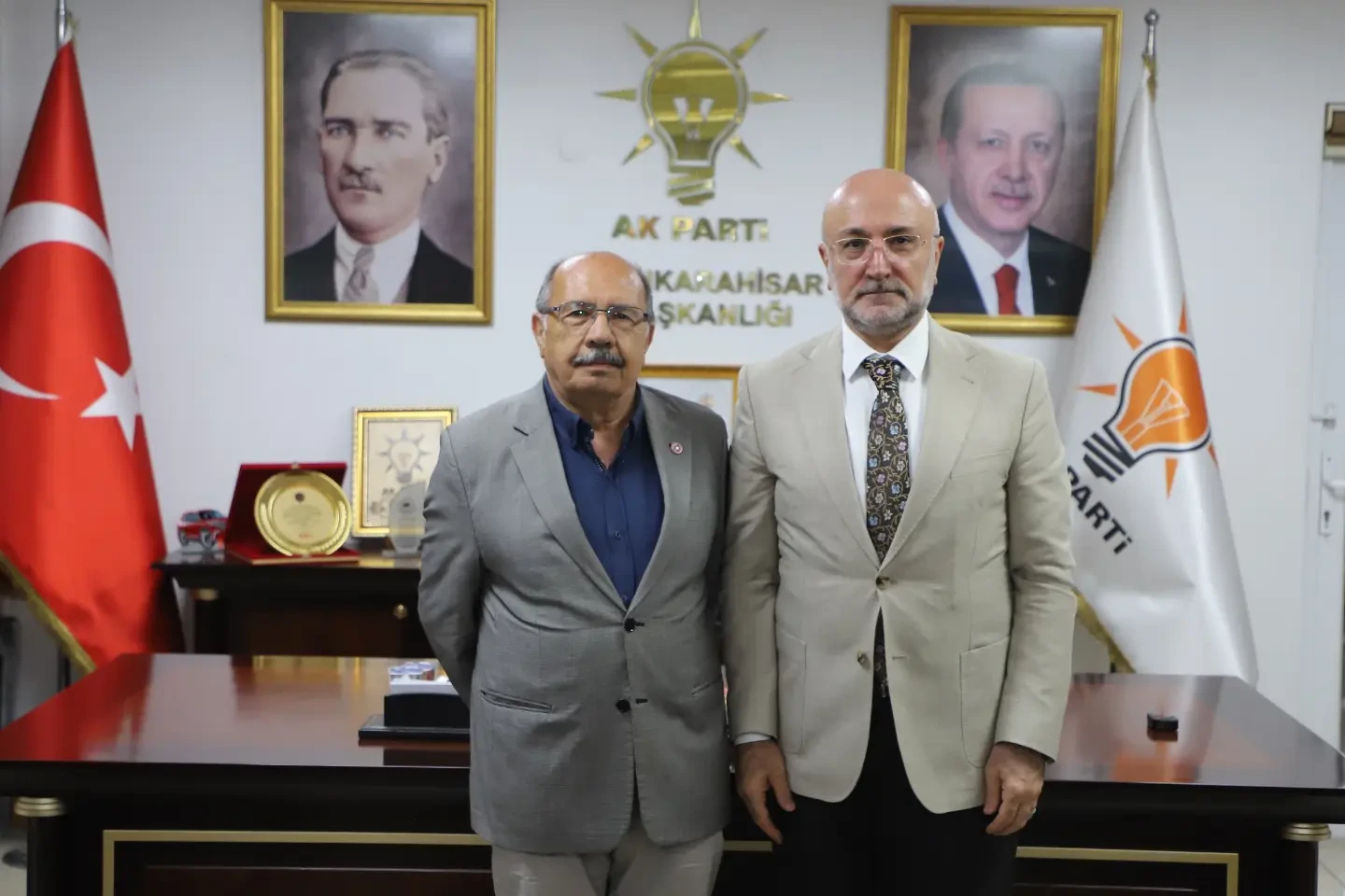 Vatan Partisi İl Başkanı, AK Parti'yi ziyaret etti