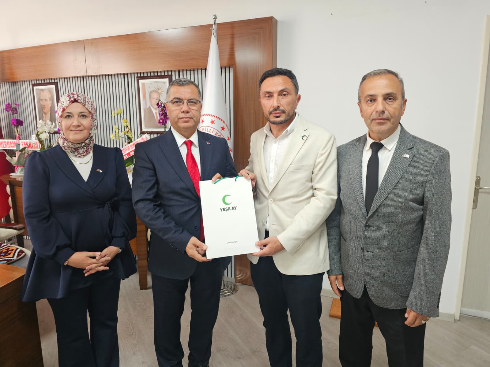 İsmail Altınkaynak'a Ziyaretler Devam Ediyor