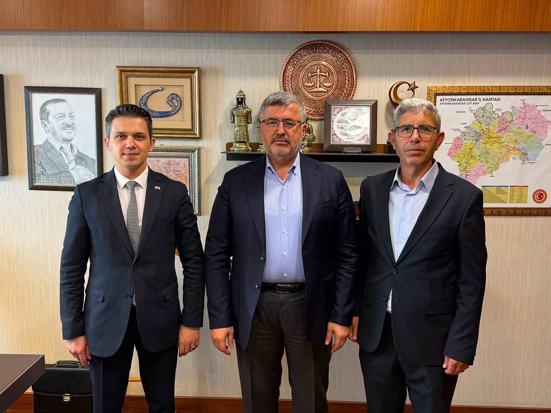 Ali Özkaya, Gazi Meclis'te ziyaret edildi