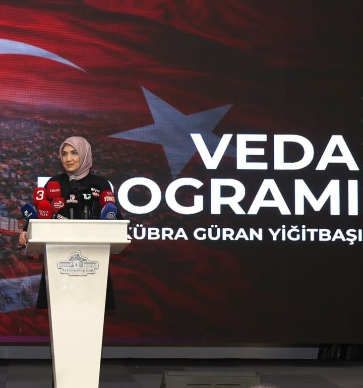 Afyonkarahisar Mali Müşavirler Odası'ndan İçişleri Bakan Yardımcısı Kübra Güran Yiğitbaşı'na Veda Programı