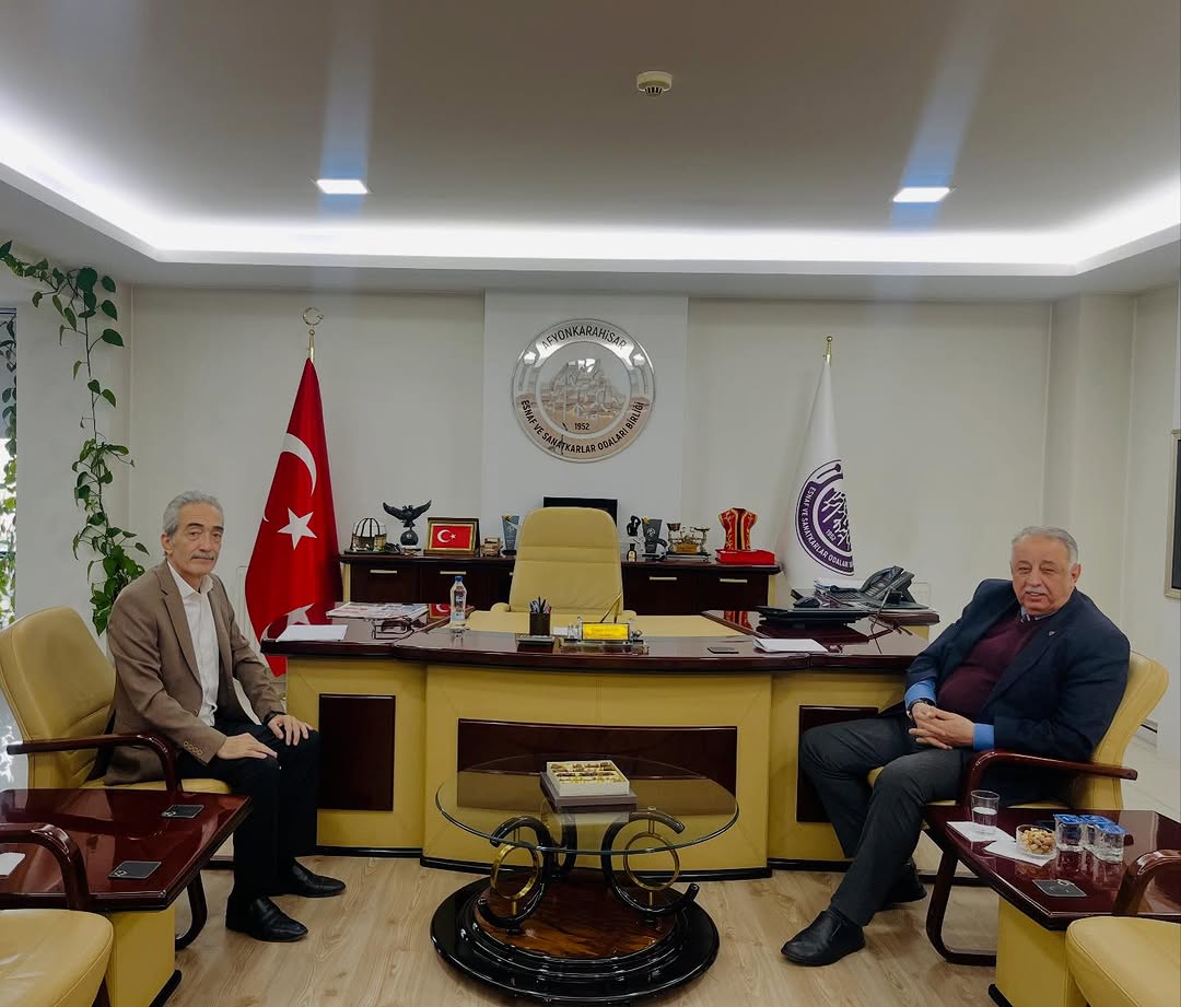 Afyonkarahisar Vali Yardımcısı Celil Ateşoğlu, Esnaf ve Sanatkarlar Odaları Birliği Başkanı Cengiz Üstün'ü Ziyaret Etti