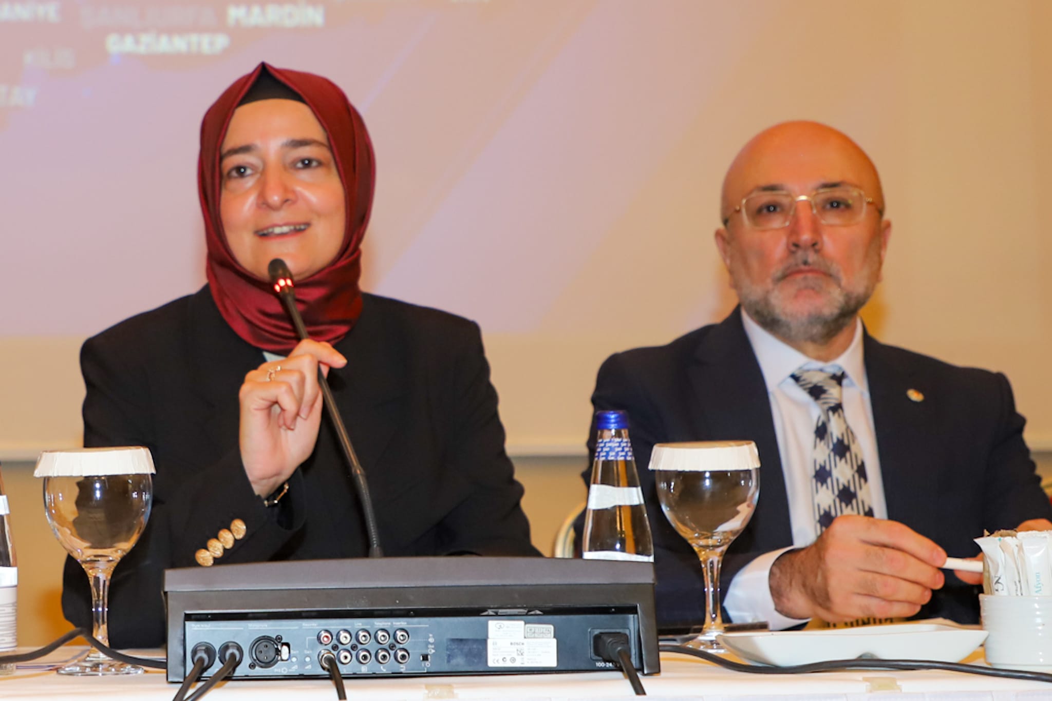 AK Parti Afyonkarahisar'da Sosyal Politikalar Toplantısı Gerçekleştirildi