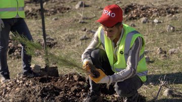 Şırnak'ta Fidan Dikimi Başladı