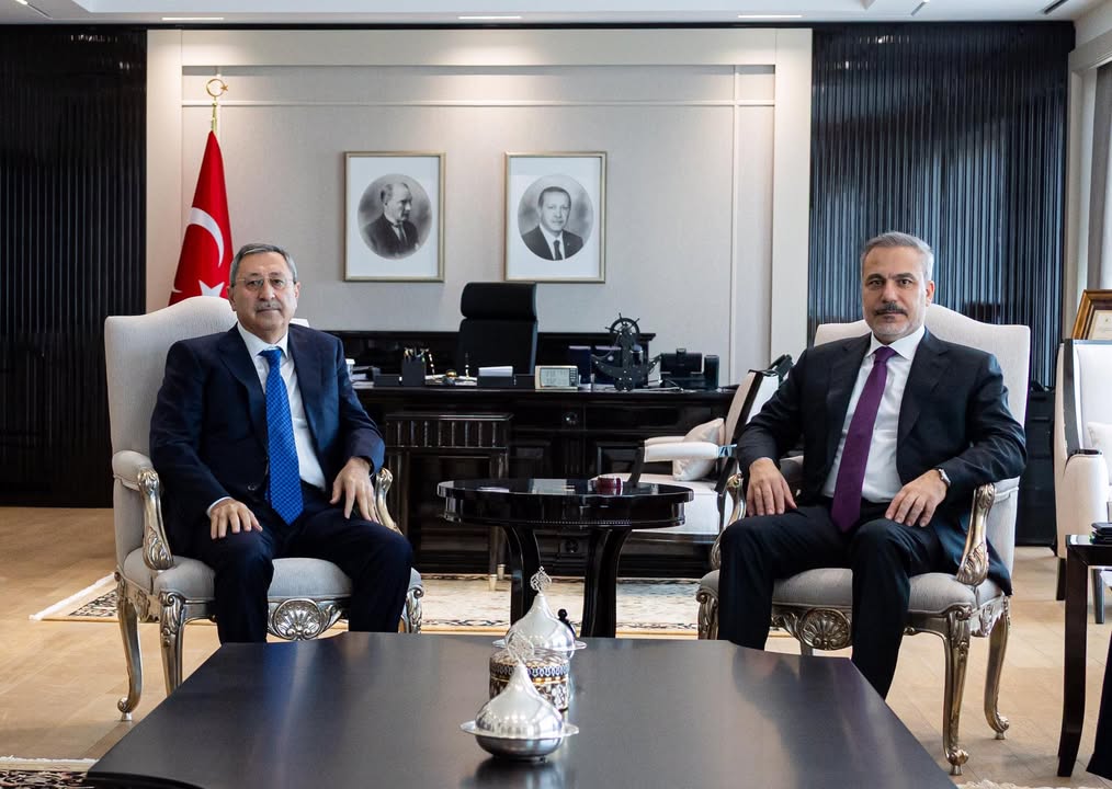 T.C. Dışişleri Bakanlığı, Azerbaycan Cumhurbaşkanının Özel Temsilcisi Halef Halefov'u Ankara'da Kabul Etti