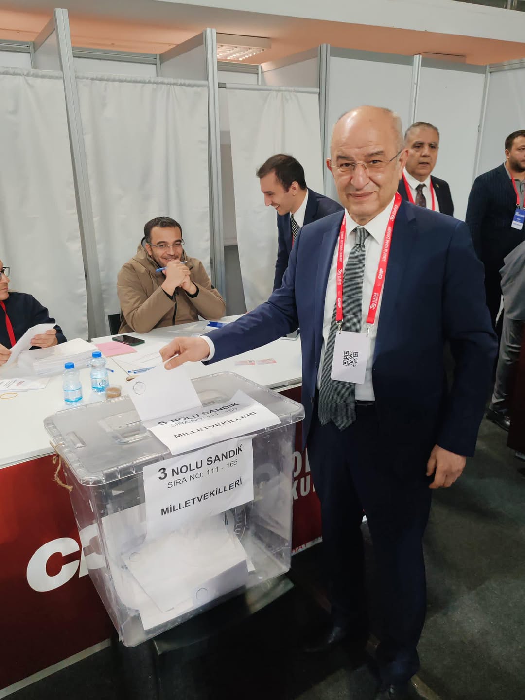 Kütahya Milletvekili Dr. Ali Fazıl Kasap 39. Olağan Kurultay Genel Başkanlık Seçiminde Oy Kullandı