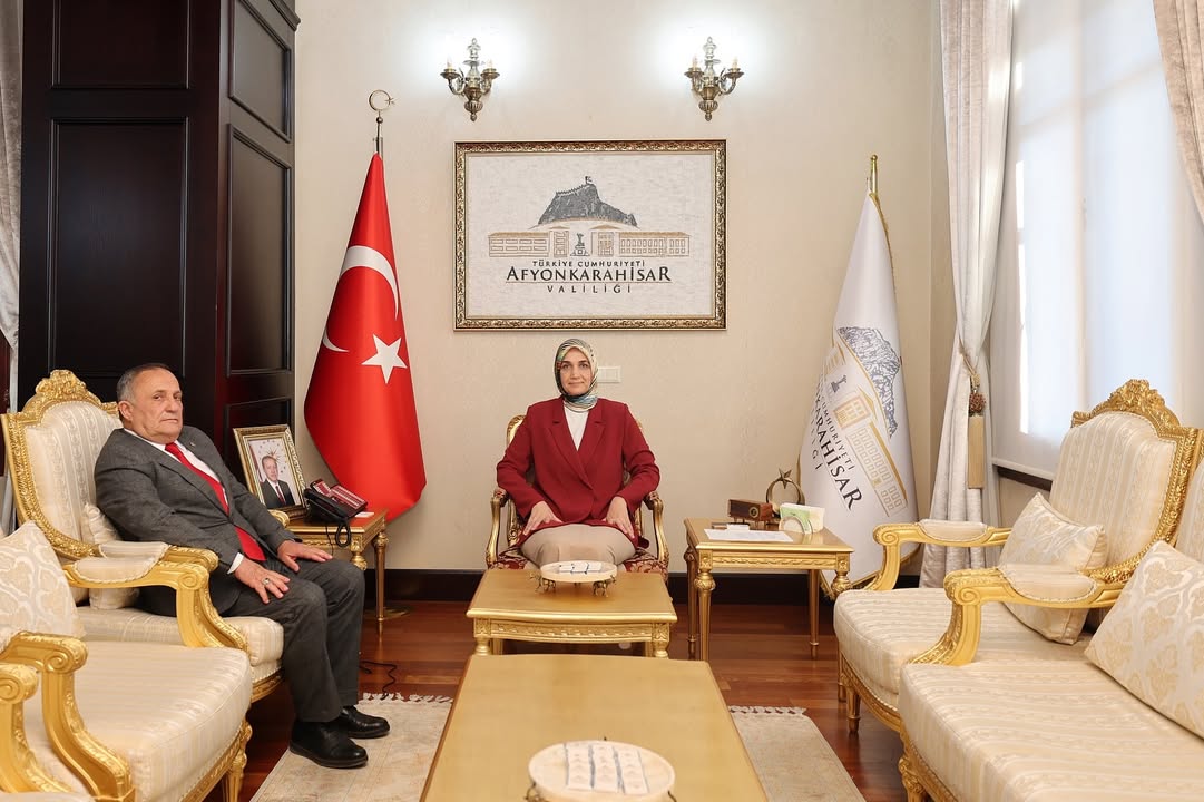 Valimiz Doç. Dr. Kübra Güran Yiğitbaşı, Akören Beldesi Belediye Başkanı Hacı Candan'ı Kabul Etti