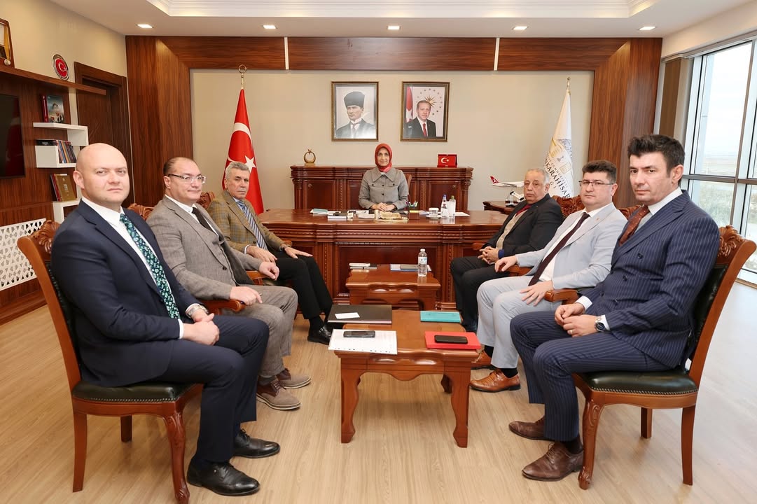 Valimiz Doç. Dr. Kübra Güran Yiğitbaşı'nın Haftalık Değerlendirme Toplantısı