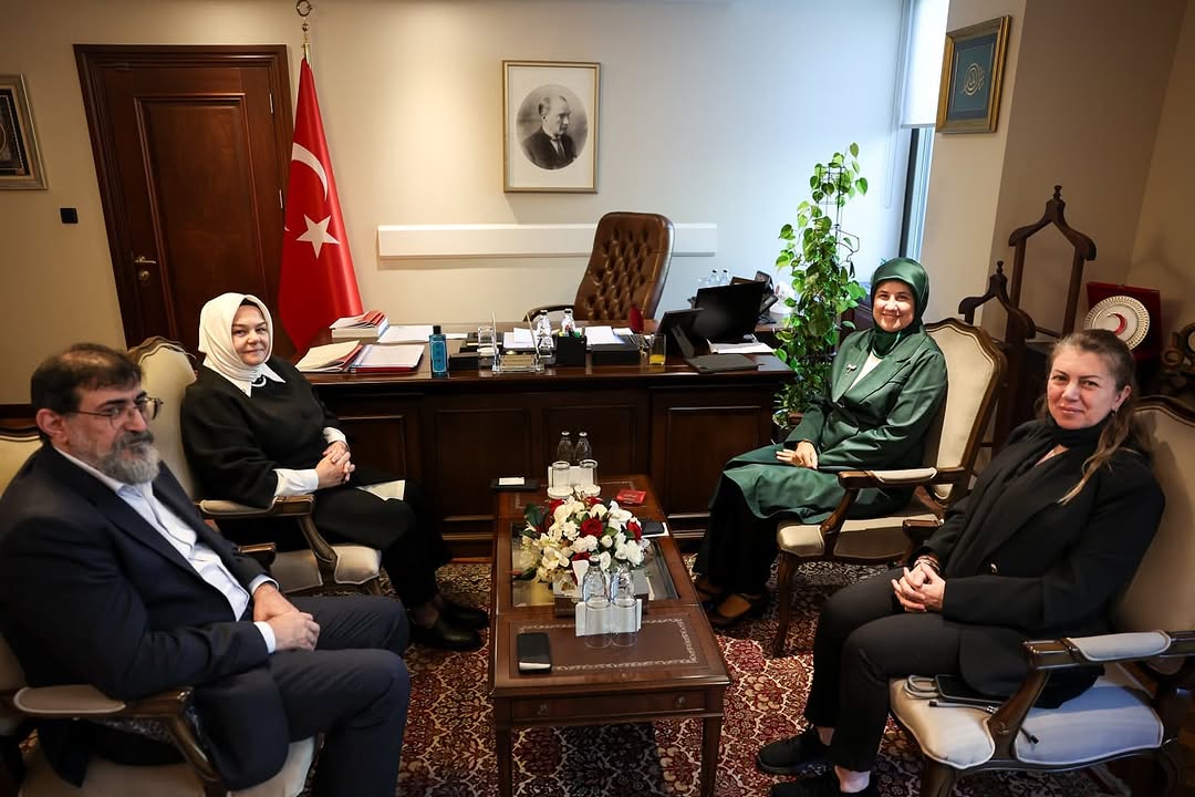 Dr. Fatma Meriç Yılmaz ve Prof. Dr. Burcu Özsoy'dan Önemli Ziyaret