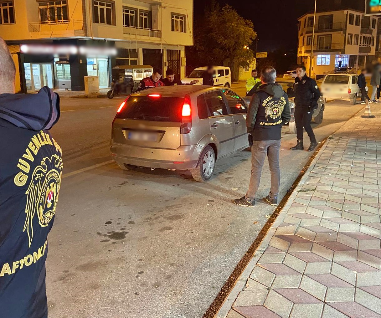 Dinar da Huzur Uygulaması 226 Şahıs ve 155 Araç Sorgulandı