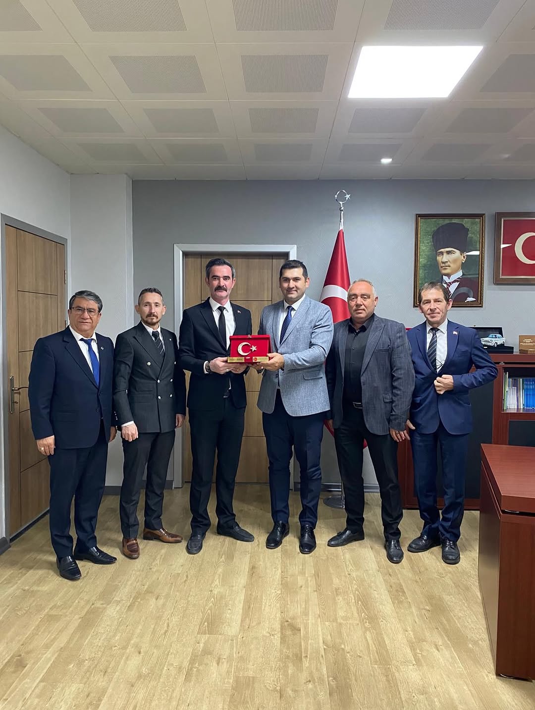 Milliyetçi Hareket Partisi Merkez İlçe Başkanı İbrahim Danaoğlu İl Müdürlüğünde Ağırlandı