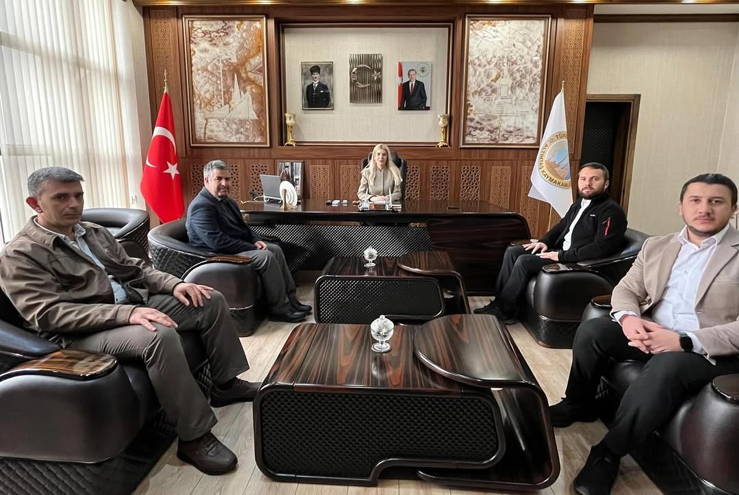 Diyanet-Sen İlçe Temsilcileri Kaymakamı Ziyaret Etti
