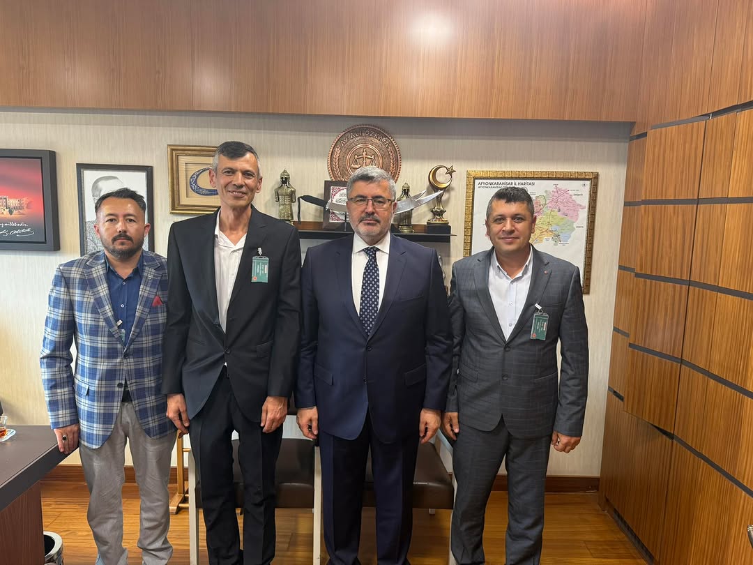 Öz Büro İş Sendikası Temsilcileri Gazi Meclisinde Misafir Edildi